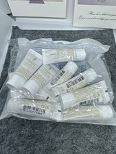 Y$L BR 10 Touche Eclat Glow