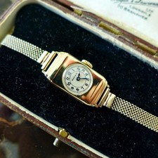 A BEAUTIFUL LADIES ANTIQUE