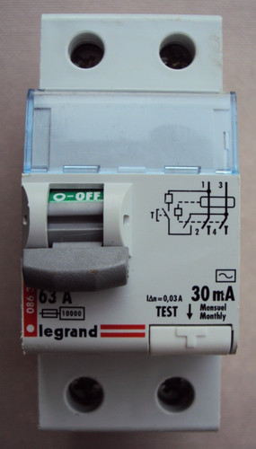 Legrand 086 63a - 30ma, dp