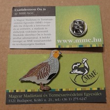 MME GREY PARTRIDGE Charity Pin Badge RSPB Interest BIRD