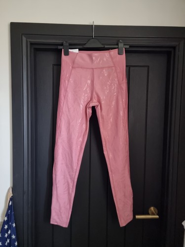 Usa pro pink leaf - usa, print