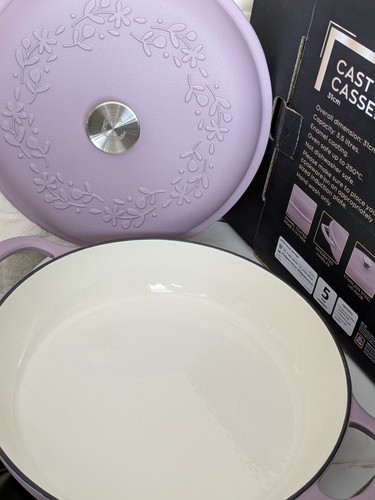 Crofton cast iron shallow - cast,