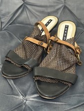 Muxart Women’s Leather