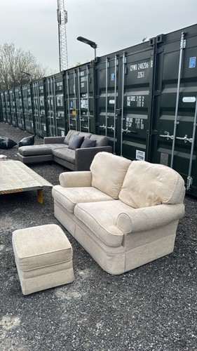 Cream sofa from in - sofa, good