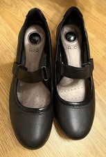 Clarks Women's Black Leather