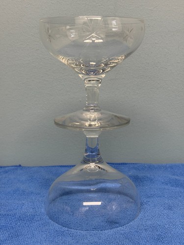 Vintage champagne coupe - vintage,