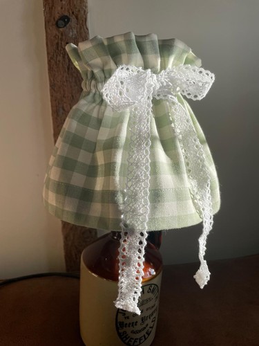 Country cottage green gingham - country,