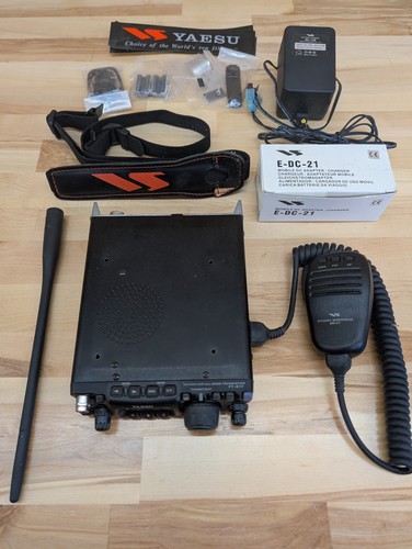 Yaesu 817nd transceiver - yaesu,