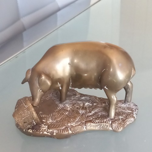 Vintage solid brass pig on - brass,