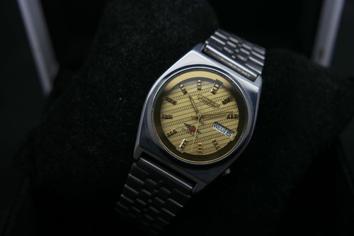 Vintage citizen automatic - citizen,