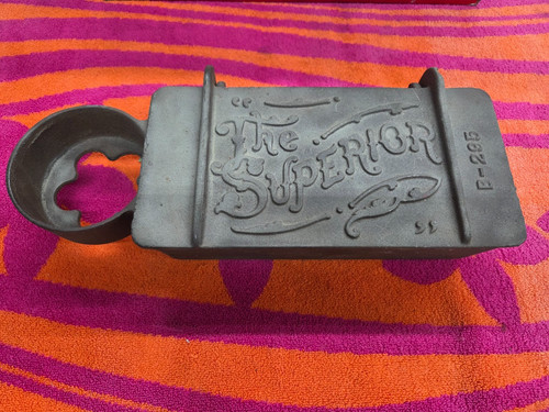 Antique superior cast iron - superior,