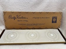 Vintage Party Hostess