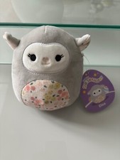 Squishmallows Elea 5" Floral