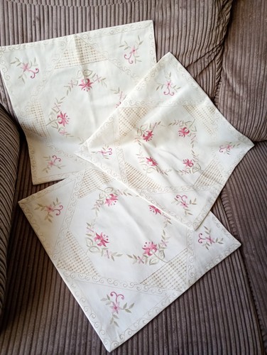 Vintage floral embroidered - floral,
