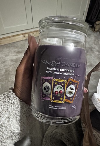 Large yankee candle - yankee,
