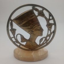 Queen Nefertiti Statue