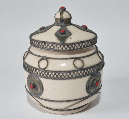 Vintage moroccan lidded jar - lidded,