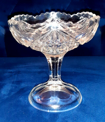 Pretty vintage crystal glass - vintage,
