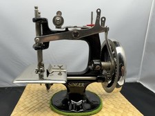 Vintage Old Original Rare Singer Sewing Machine Childs Model Small Scale Toy USA