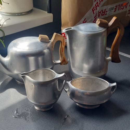 Picquot ware aluminium tea set - picquot,