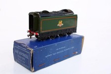 HORNBY DUBLO 3RAIL B.R.GREEN 4-6-2 A4 TENDER BOXED NR MINT CONDITION