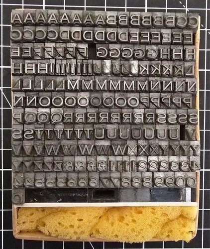 18pt upper case - case, metal