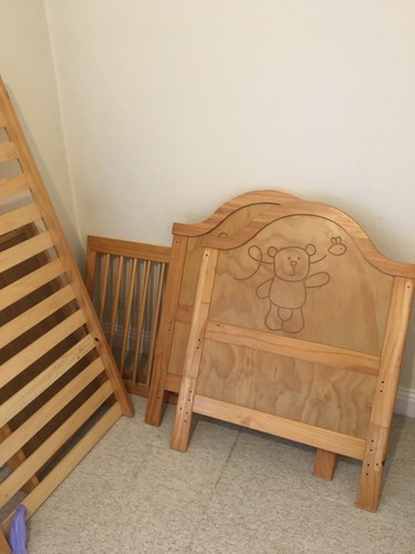 Sturdy clean pine cot - sturdy,