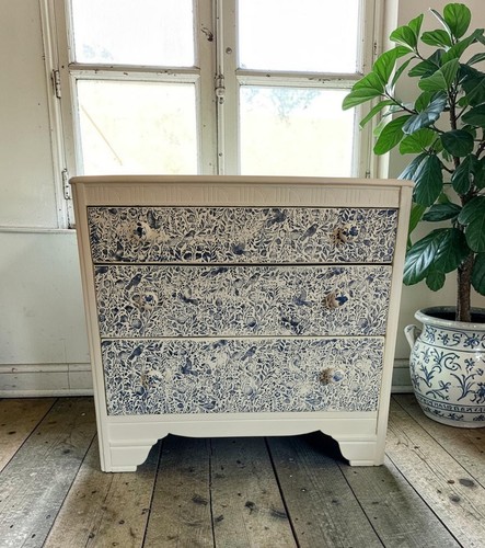 Unique folk chest drawers - of,