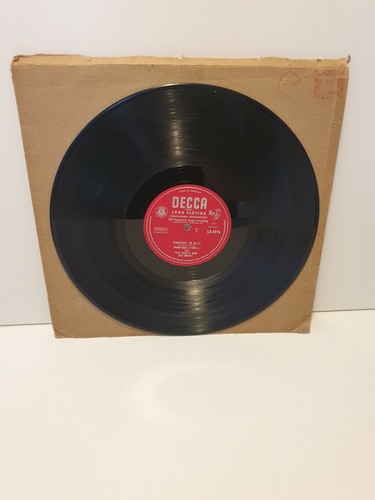 Winifred atwell plays gershwin - plays,