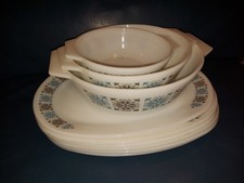 Vintage Retro JAJ Pyrex