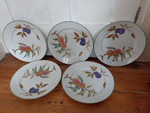 Royal worcester evesham set - evesham,