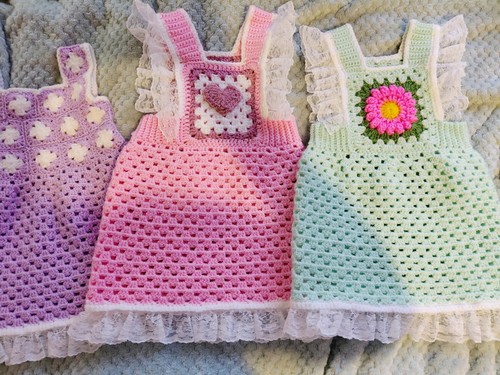 Baby crochet dresses - x3,