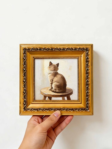 Light brown cat stool - light,