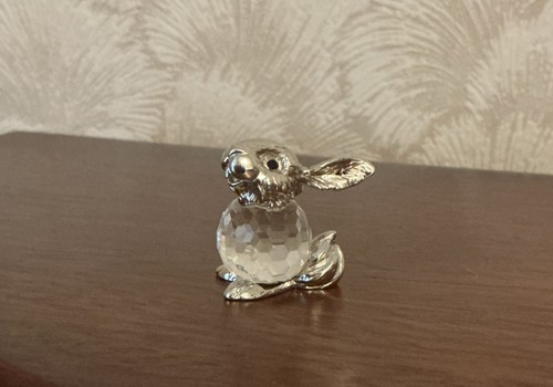 Silver coloured metal and - silver-coloured,