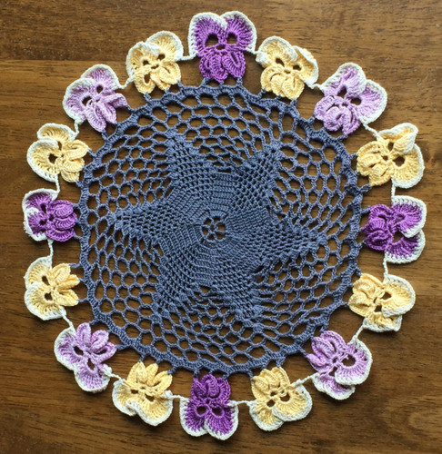 Large round vintage crochet - vintage,