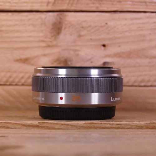 Used panasonic 20mm ii - used, f1.7