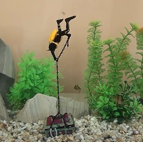 Aquarium ornament finding - ornament,