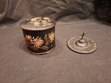 VICTORIAN PAPIER MACHE CYLINDRICAL LIDDED BOX AND A RING STAND