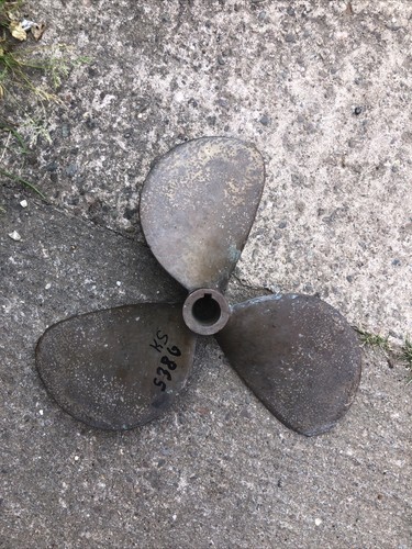 Bronze yacht propellor - bronze,