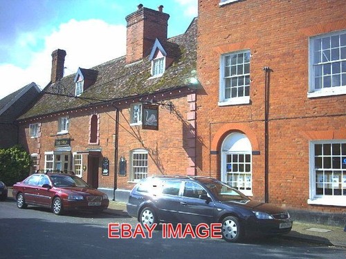 Photo swan inn the street - ,