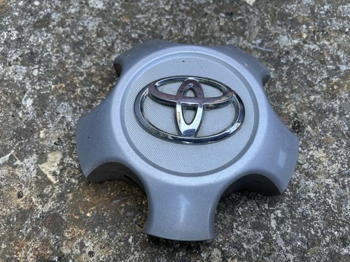 Toyota rav4 alloy wheel centre - wheel,