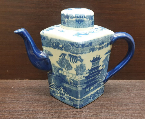 Large blue and white - , coffee