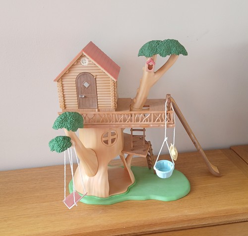 Sylvanian families tree - tree, house