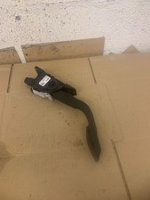 FORD FOCUS MK3 ACCELERATOR
