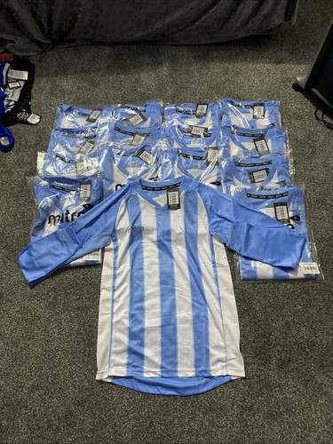 Full team football kit - team,