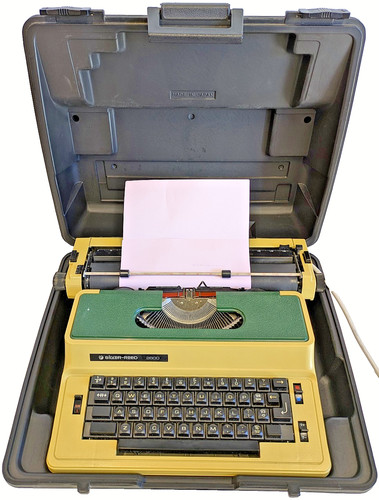 Silver reed 2600 electric - silver,