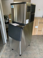 New Ice Machine 350lb with