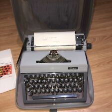 ERIKA Model 32 Typewriter