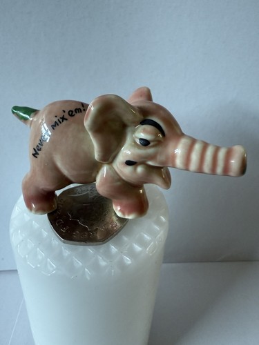 Shamrock pottery irish - shamrock, pink