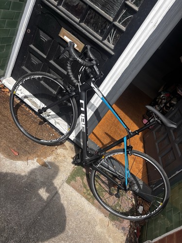Full carbon cube - carbon, attain